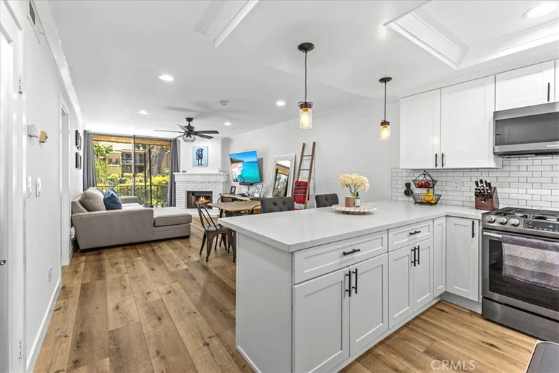 7892 Northlake Dr 112, Huntington Beach, CA 92647