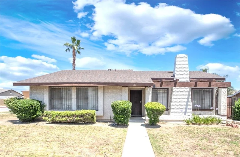 789 N Chestnut Avenue, Rialto, CA 92376