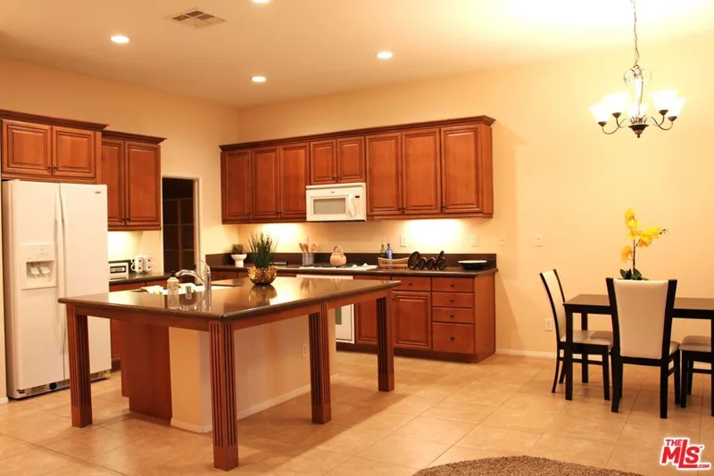 77430 New Mexico Drive, Palm Desert, CA 92211