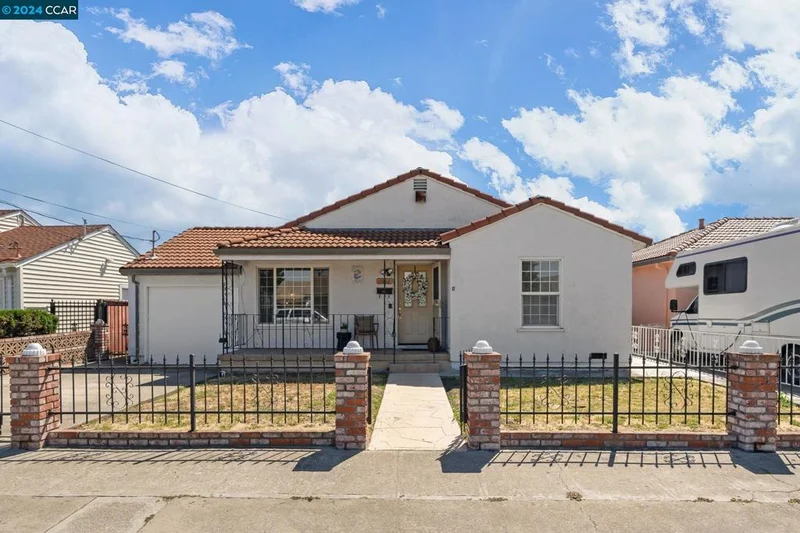 1014 Donovan Dr, San Leandro, CA 94577
