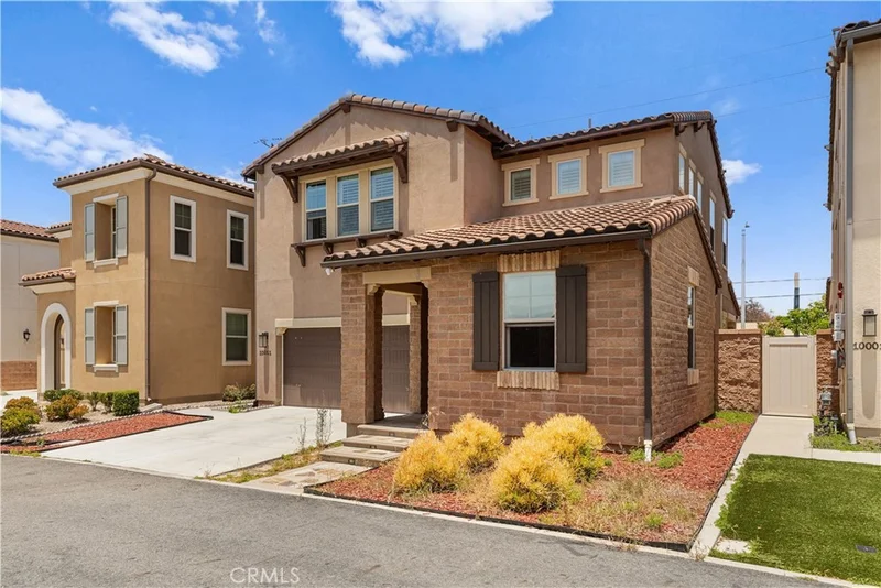 10011 Elizabeth Ln, Buena Park, CA 90620