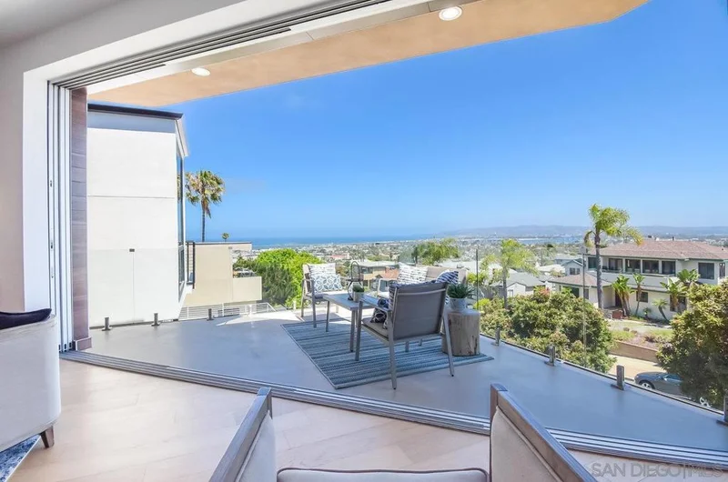 4537 Newport, San Diego, CA 92107