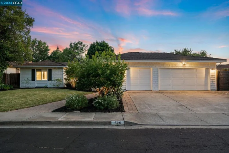 524 Banyan Cir, Walnut Creek, CA 94598