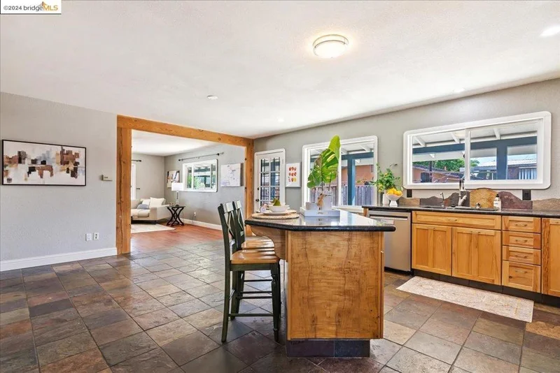 271 E Sims Rd, Brentwood, CA 94513