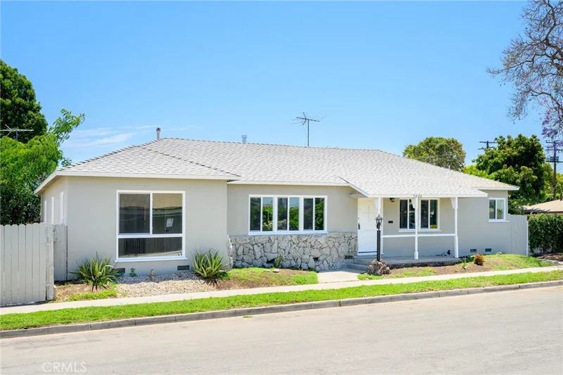 5600 Orizaba Avenue, Long Beach, CA 90805