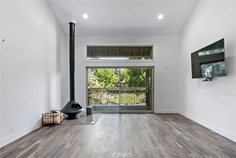 7890 E Spring Street 17D, Long Beach, CA 90815