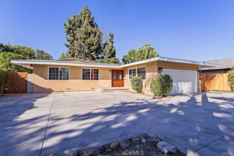 10221 Chapman Avenue, Garden Grove, CA 92840