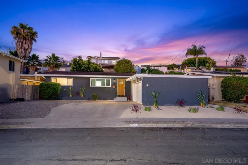 6281 De Camp Dr, La Mesa, CA 91942