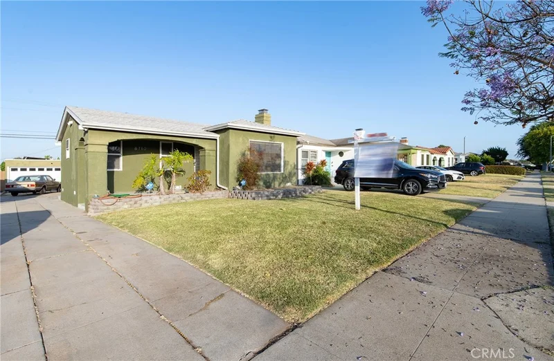 8710 Cimarron Street, Los Angeles, CA 90047