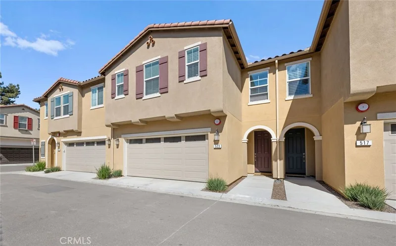 523 Longmeadow Street, Vista, CA 92081