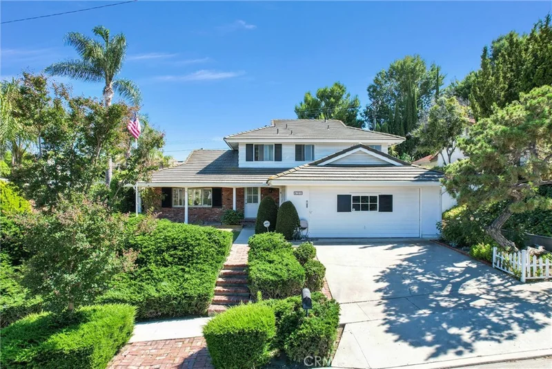 420 W Country Hills Drive, La Habra, CA 90631