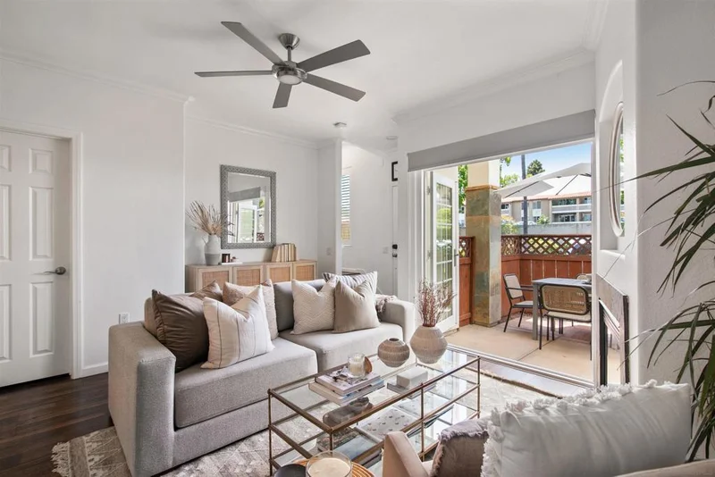 1905 Diamond W, San Diego, CA 92109