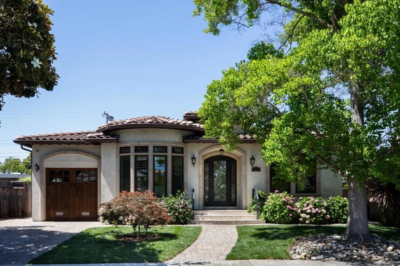 914 Colonial Lane, Palo Alto, CA 94303