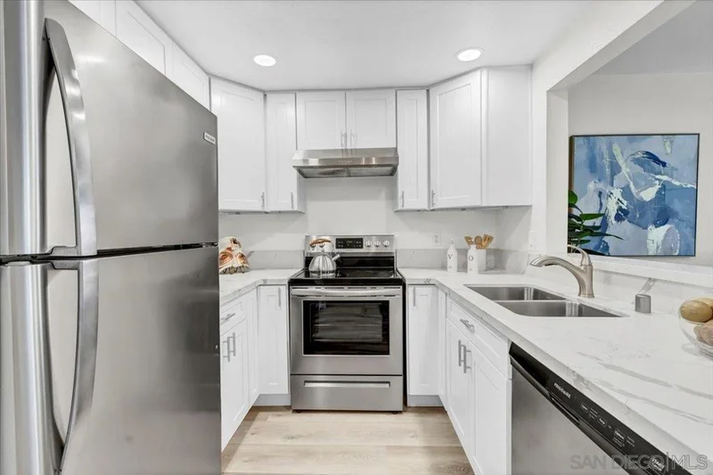 2960 Broadway Street 8, San Diego, CA 92102