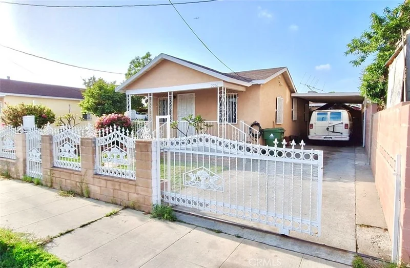 2251 E 108th Street, Los Angeles, CA 90059