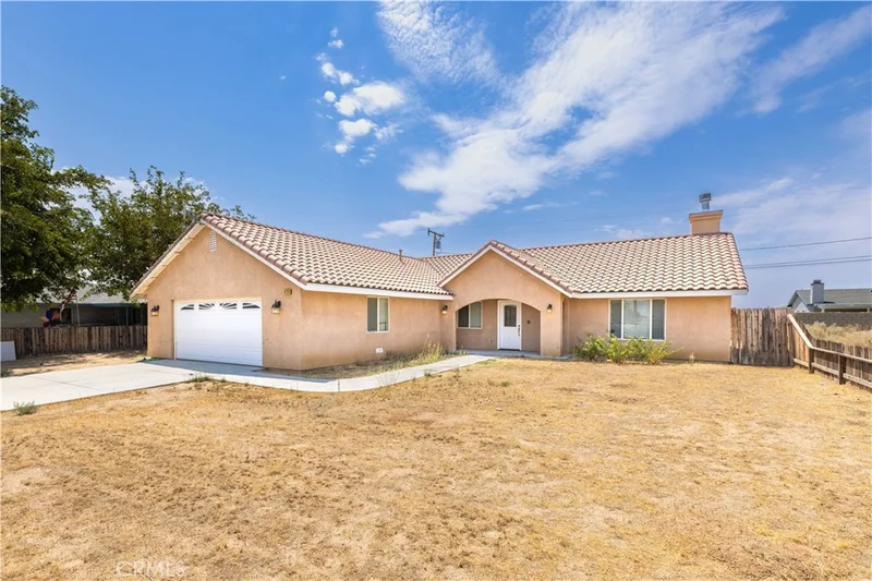 9120 Redwood Blvd, California City, CA 93505