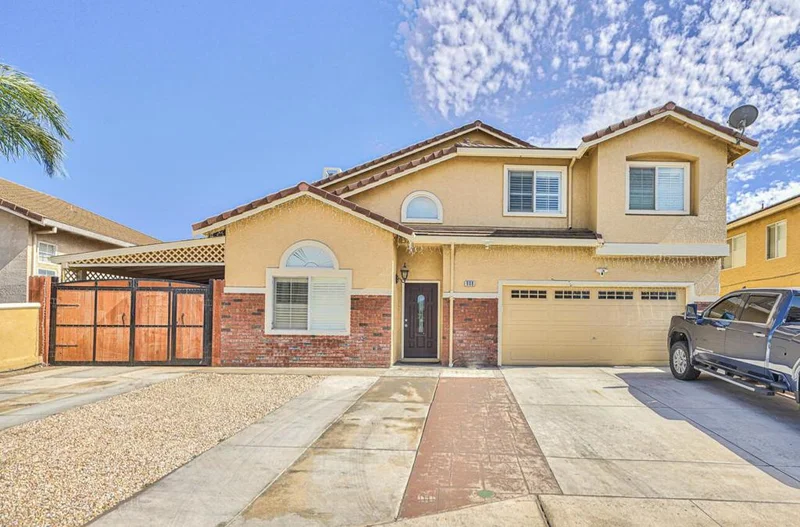 888 Las Flores Street, Soledad, CA 93960