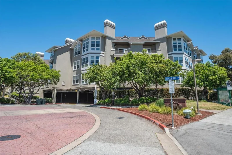 880 Meridian Bay Lane 104, Foster City, CA 94404