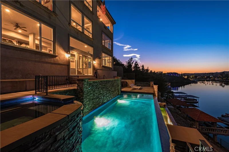 22634 S Canyon Lake Drive S Drive S, Canyon Lake, CA 92587