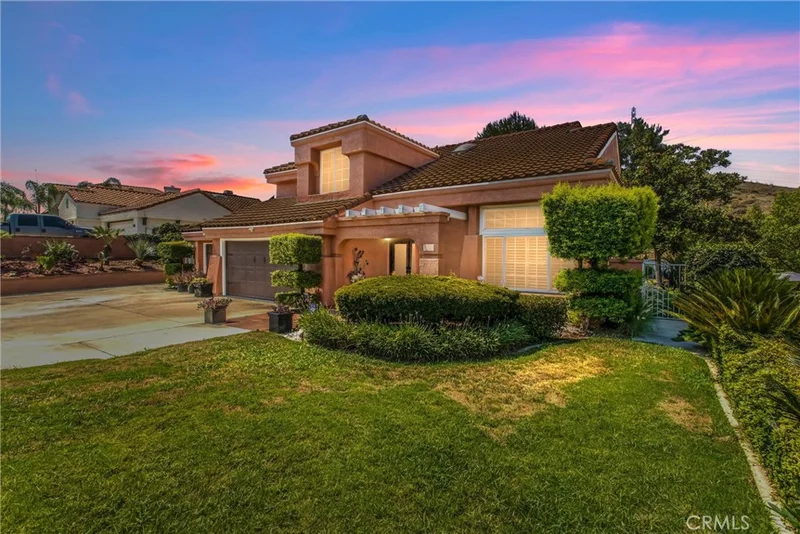 3020 Canyon Vista Drive, Colton, CA 92324