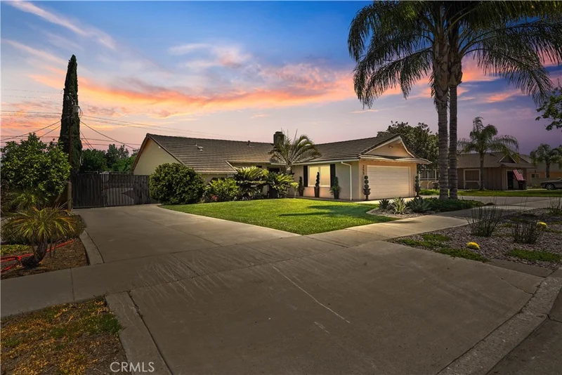 255 E Mission Road, Corona, CA 92879