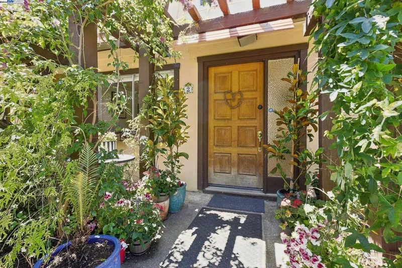 119 Ascot Ct 2, Moraga, CA 94556