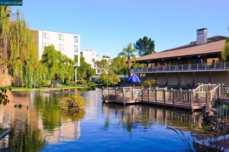 420 N Civic Dr 311, Walnut Creek, CA 94596
