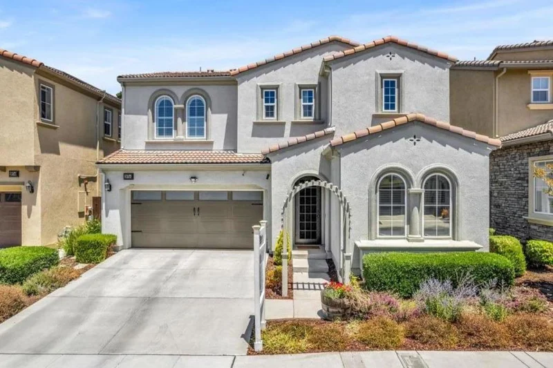 29744 Cantera Drive, Hayward, CA 94544