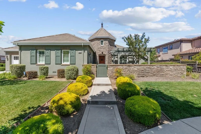 19030 Clayton Avenue, Morgan Hill, CA 95037