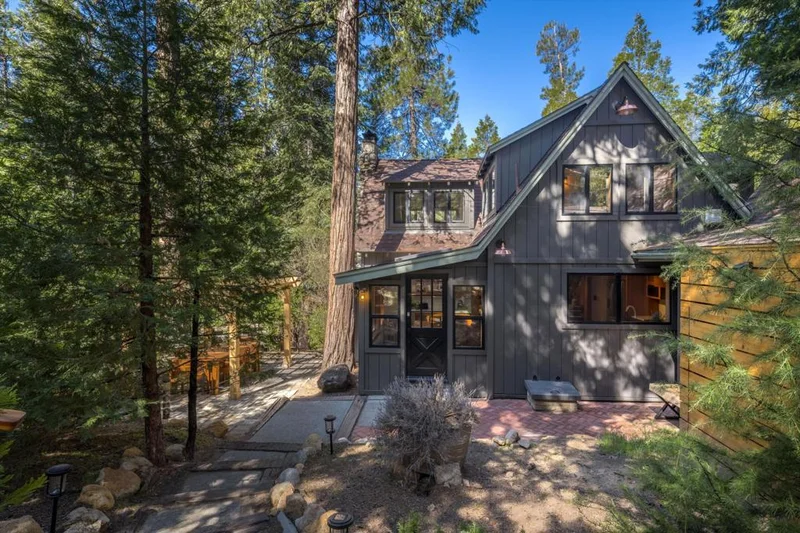 25705 Tahquitz Drive, Idyllwild, CA 92549
