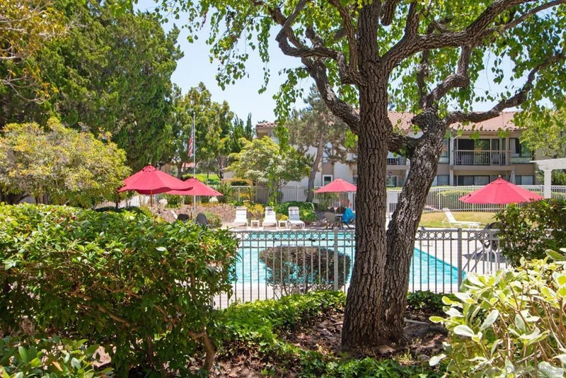 12515 Oaks North Drive 127, San Diego, CA 92128