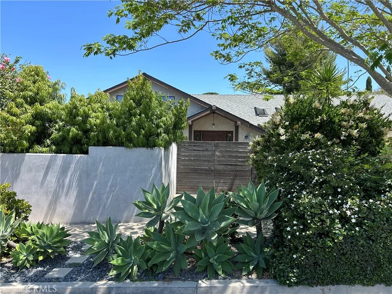 2708 Temple Hills Drive, Laguna Beach, CA 92651