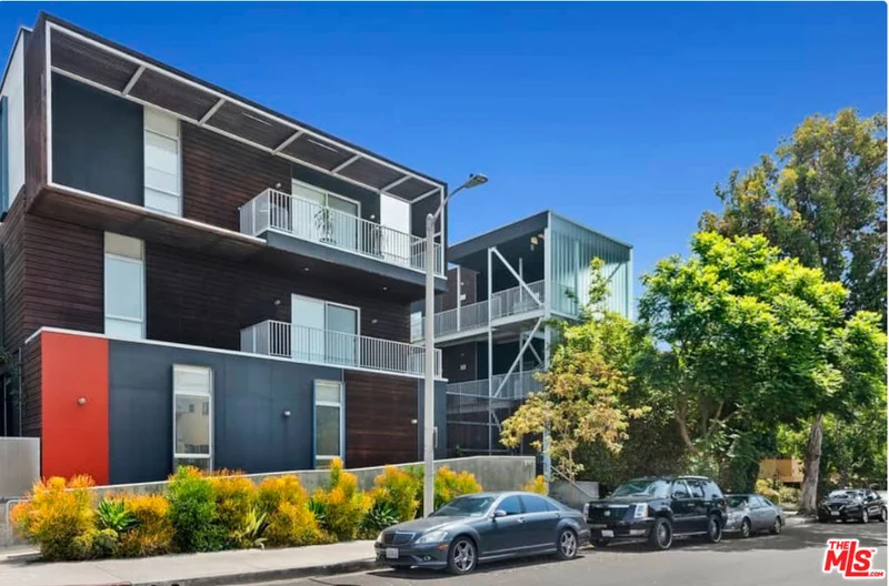 1050 N Gardner Street 2, West Hollywood, CA 90046