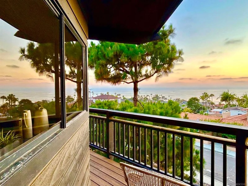 1005 Cornish Dr, San Diego, CA 92107