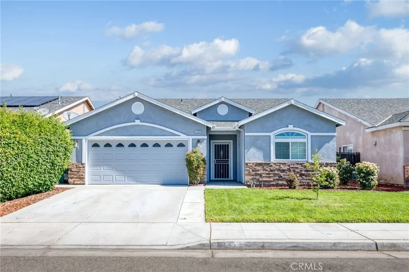 1025 Saunders Road, Madera, CA 93637