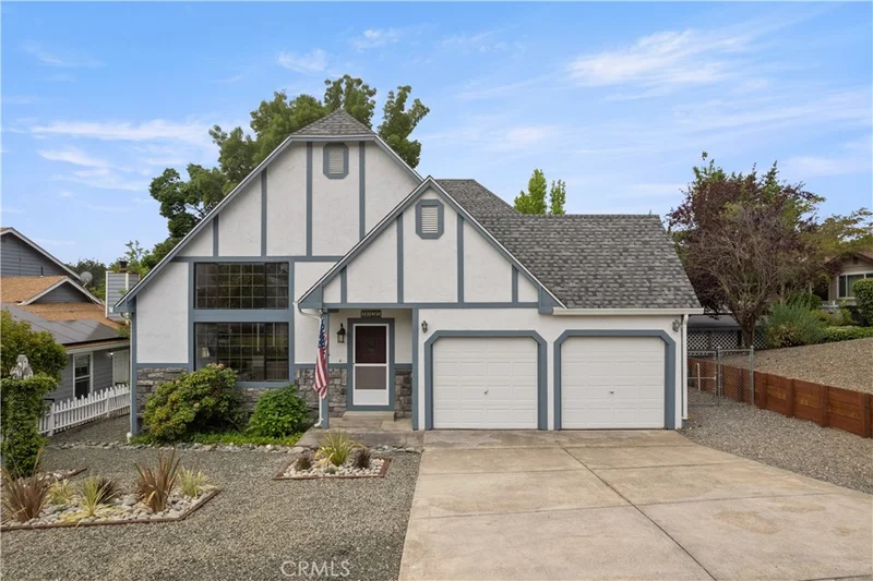 1035 Page Drive, Lakeport, CA 95453
