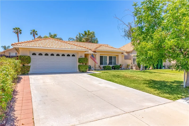 1857 Creekside Drive, Hemet, CA 92545