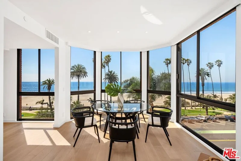 1033 Ocean Avenue 404, Santa Monica, CA 90403