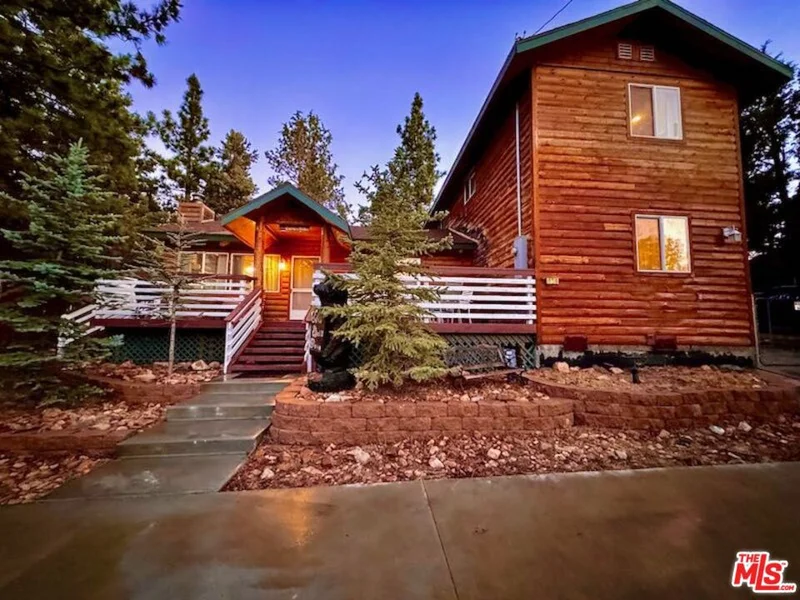 124 E Fairway Boulevard, Big Bear City, CA 92314