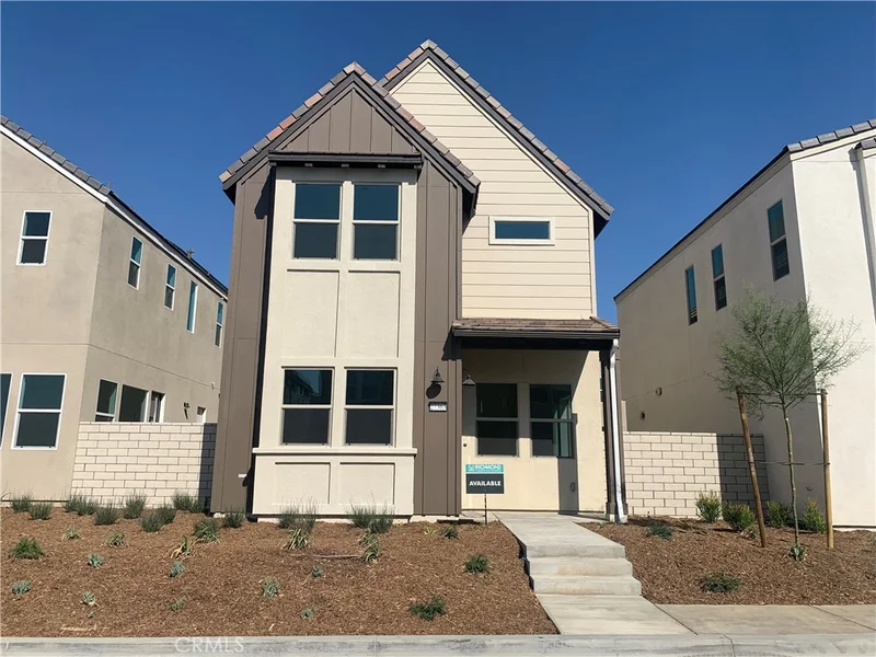 27363 Hyland Court, Valencia, CA 91381