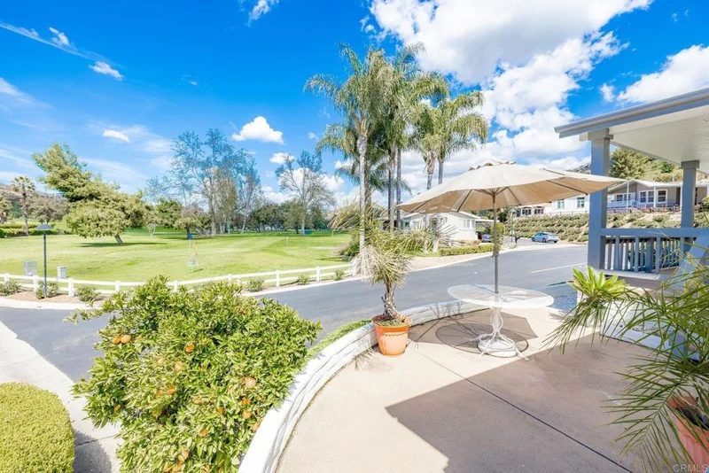 8975 Lawrence Welk Dr 72, Escondido, CA 92026