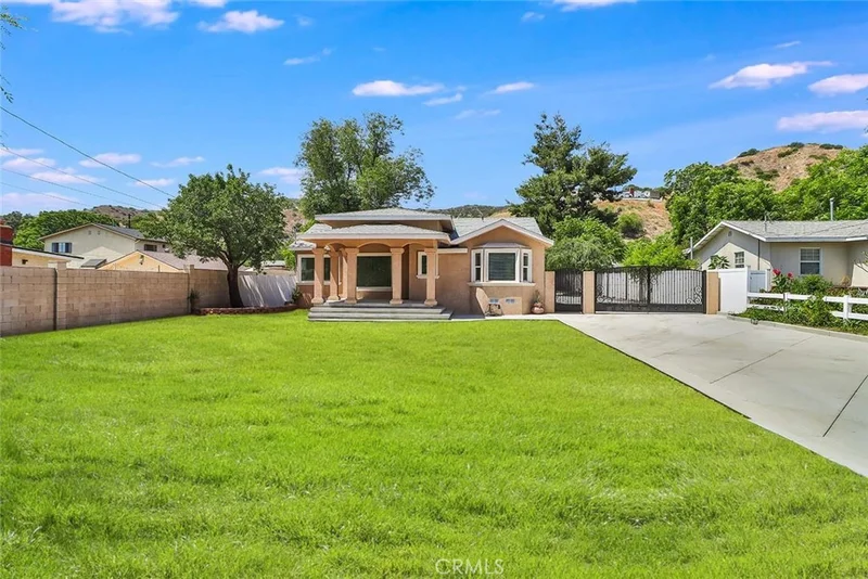 10011 La Tuna Canyon Road, Sun Valley, CA 91352