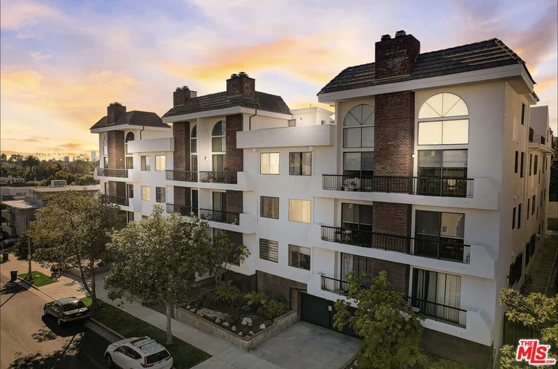 10475 Eastborne Avenue Ph306, Los Angeles, CA 90024
