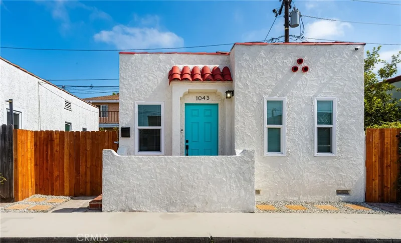 1043 E Brenner Place, Long Beach, CA 90813