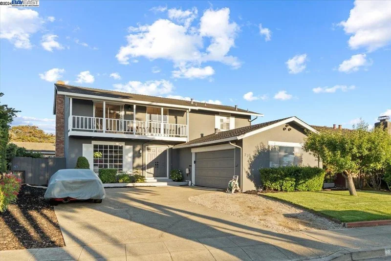 228 Avocet Ct, Foster City, CA 94404