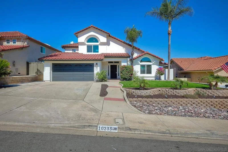 10233 Julio Place, Santee, CA 92071