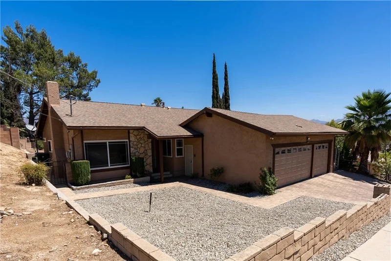 12557 Bernadette Street, Pacoima, CA 91331