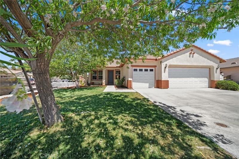 255 Clydesdale Court, San Jacinto, CA 92582