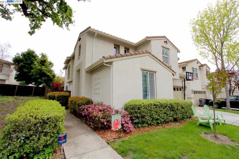 4289 Creekview Dr, Dublin, CA 94568