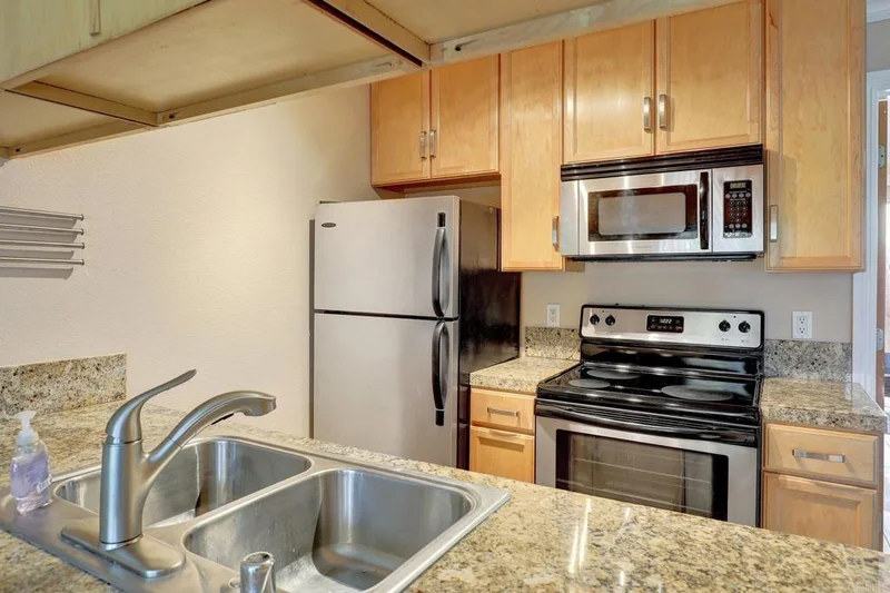 5505 Adelaide Avenue, San Diego, CA 92115